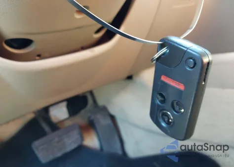 2006 Acura Rl 3.5 z USA, uszkodzony, nr VIN JH4KB16516C012515